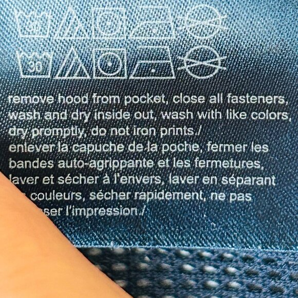 Tommy Hilfiger Nautical Striped Winbreaker Jacket Size M Blue Red Hooded Zip Up - Picture 13 of 14